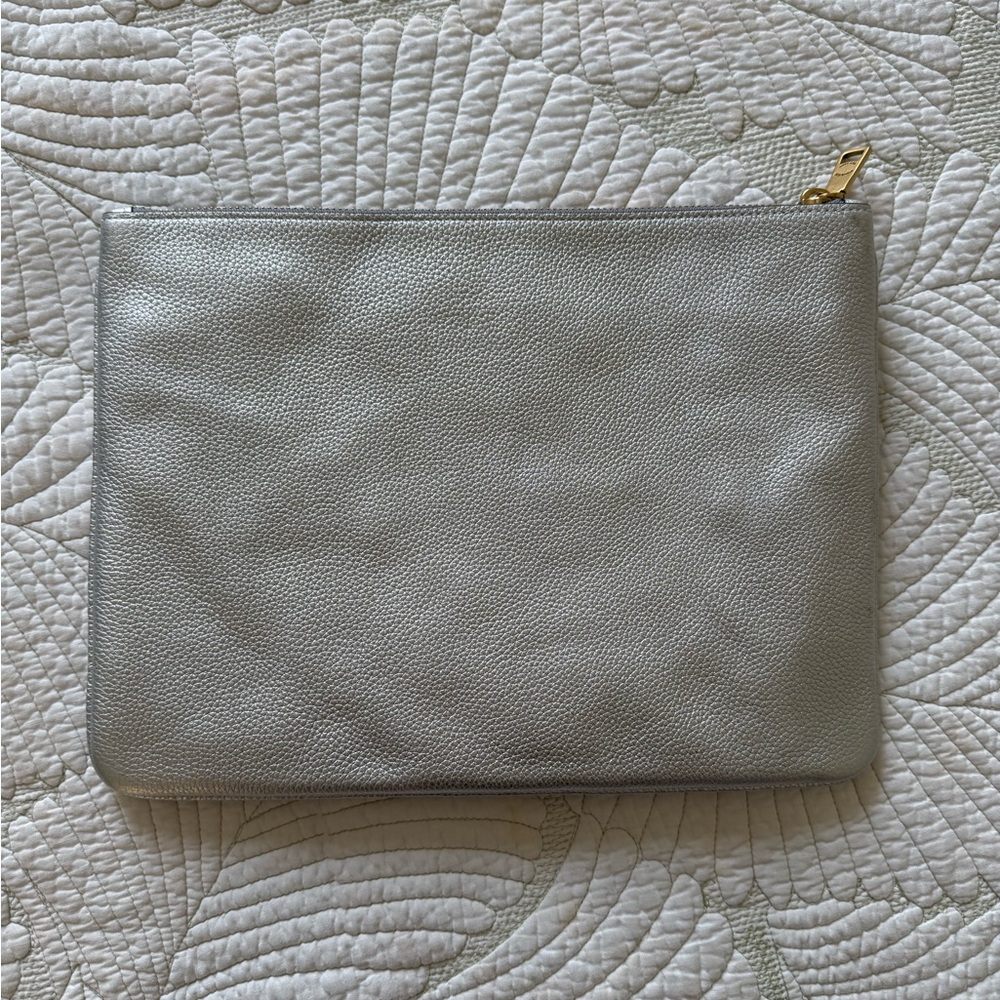 Coach Silver Tech Pouch Brand New - Picture 5 of 13